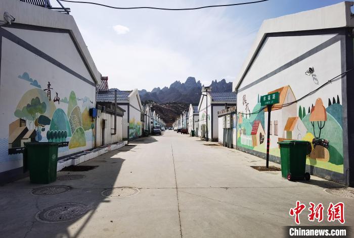 【绿色中国】探访全国首张村集体“碳中和”证书获得村：小山村走出“低碳”路