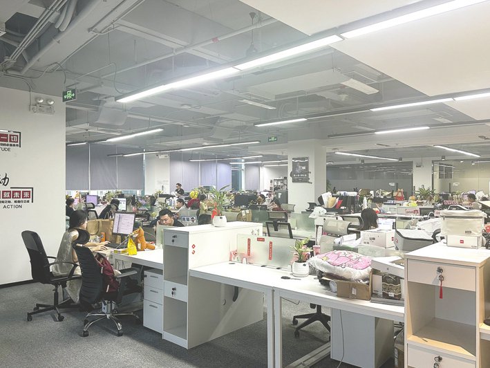 6月18日，智神信息深圳办公基地内景。 每经记者 王晶 摄